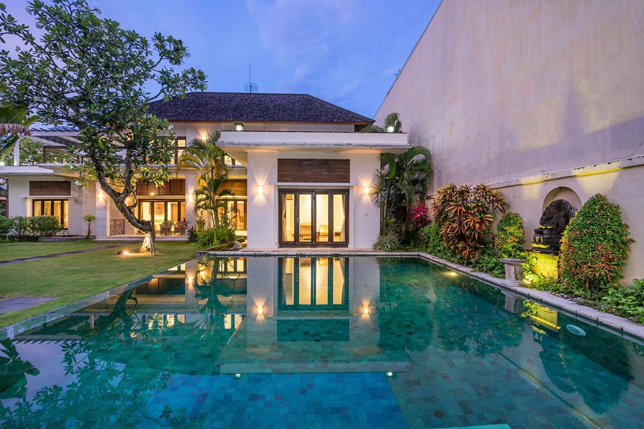 Bali Villa Lotus Семіньяк Екстер'єр фото
