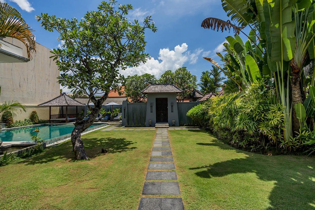 Bali Villa Lotus Семіньяк Екстер'єр фото