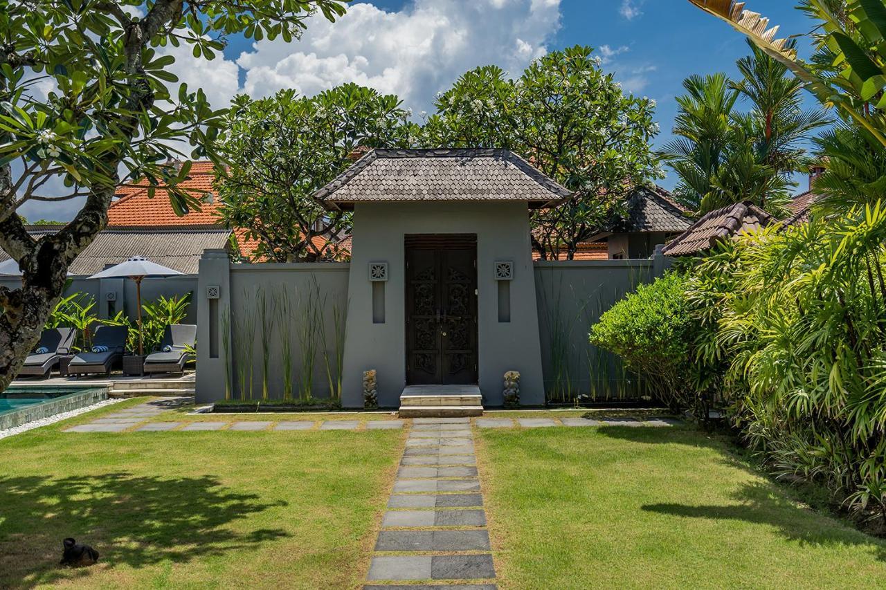 Bali Villa Lotus Семіньяк Екстер'єр фото