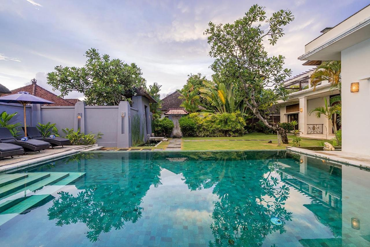 Bali Villa Lotus Семіньяк Екстер'єр фото