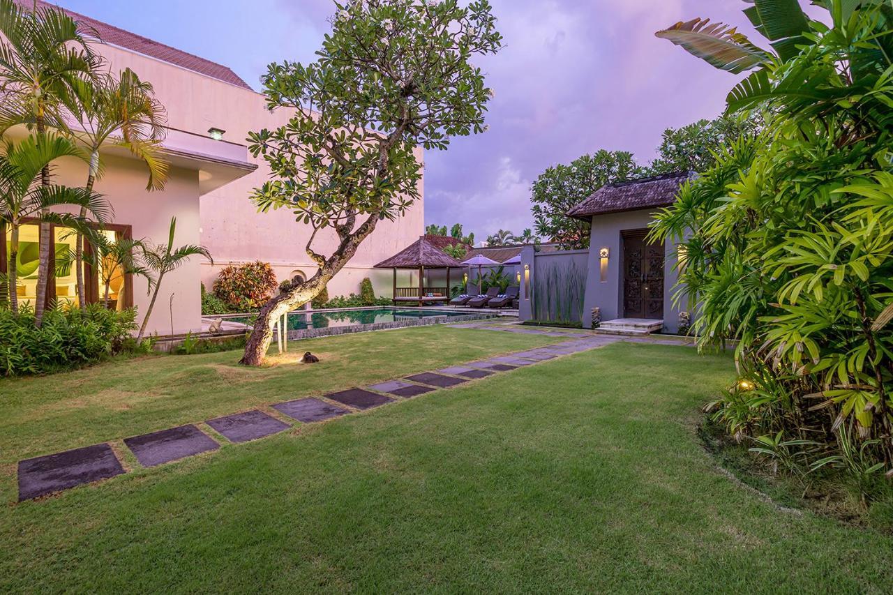 Bali Villa Lotus Семіньяк Екстер'єр фото