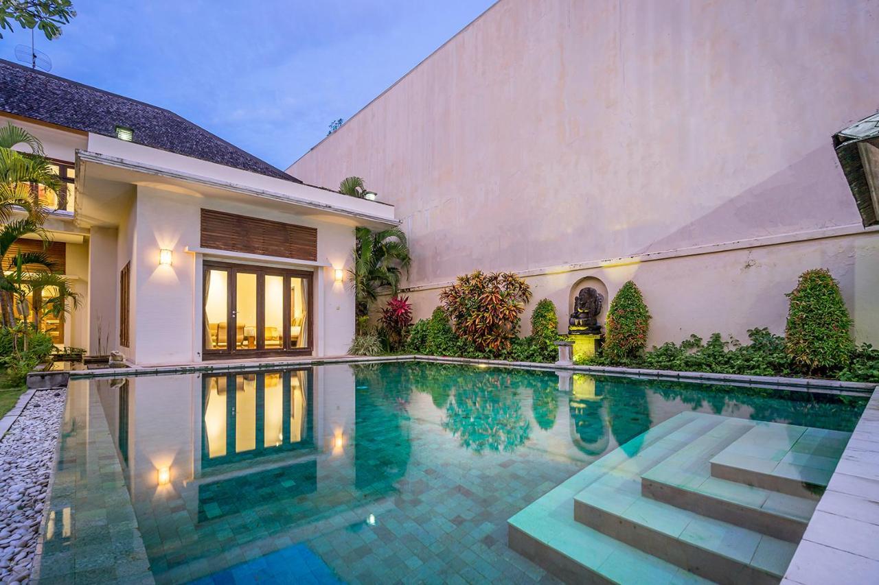 Bali Villa Lotus Семіньяк Екстер'єр фото