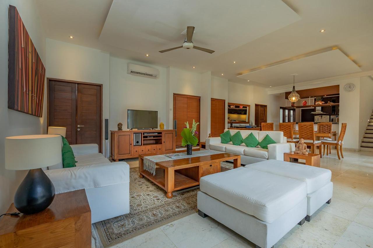 Bali Villa Lotus Семіньяк Екстер'єр фото