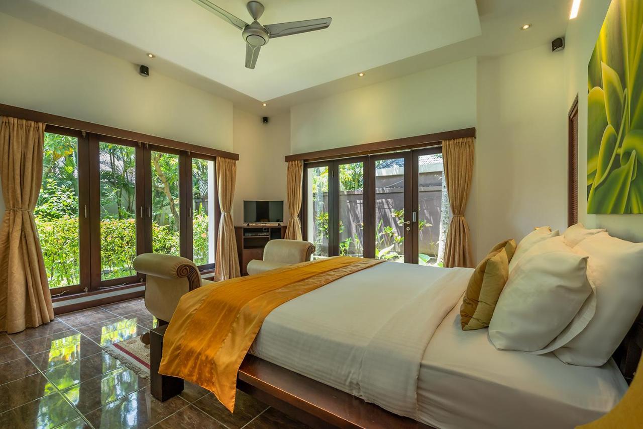 Bali Villa Lotus Семіньяк Екстер'єр фото