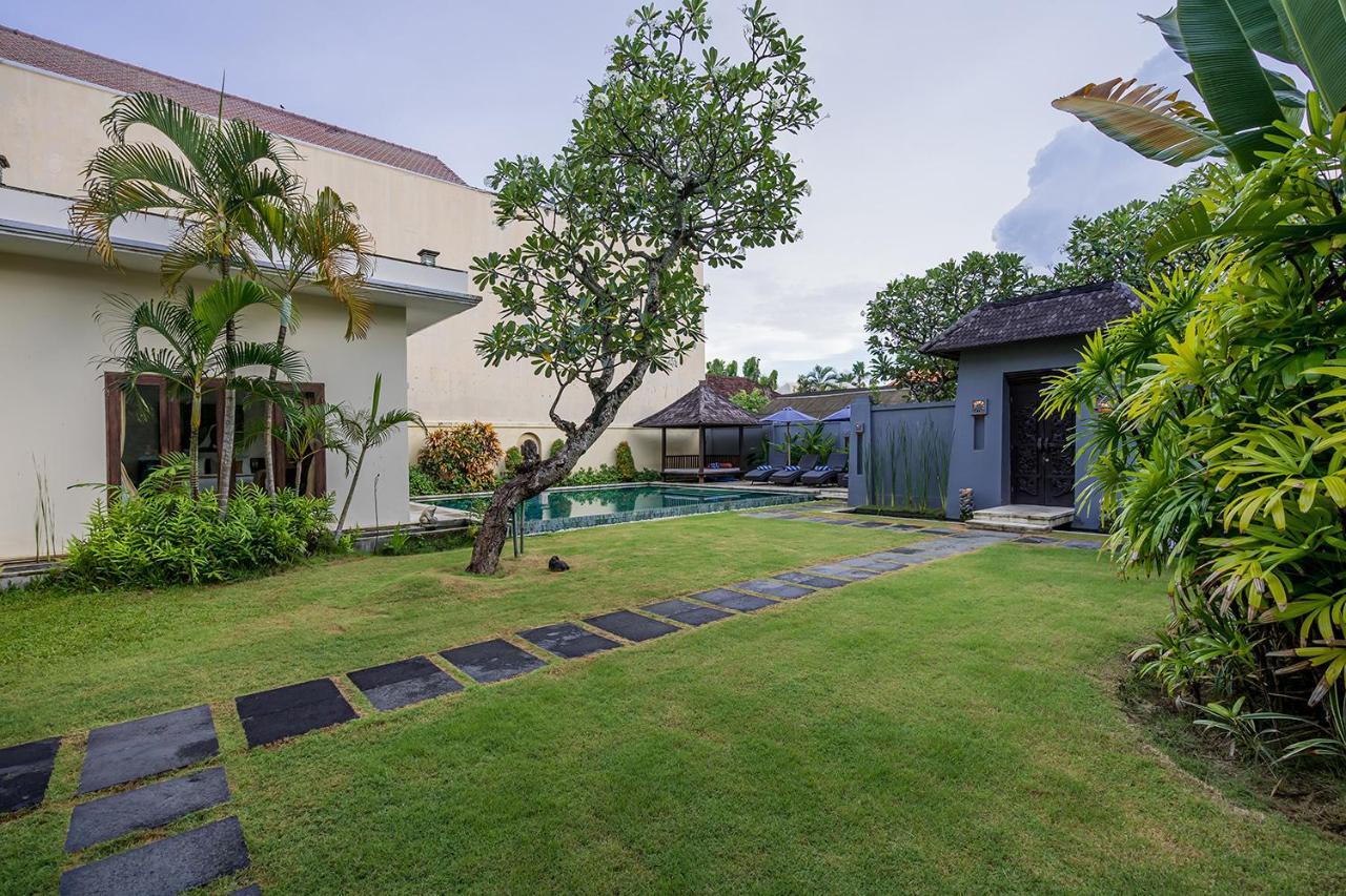 Bali Villa Lotus Семіньяк Екстер'єр фото