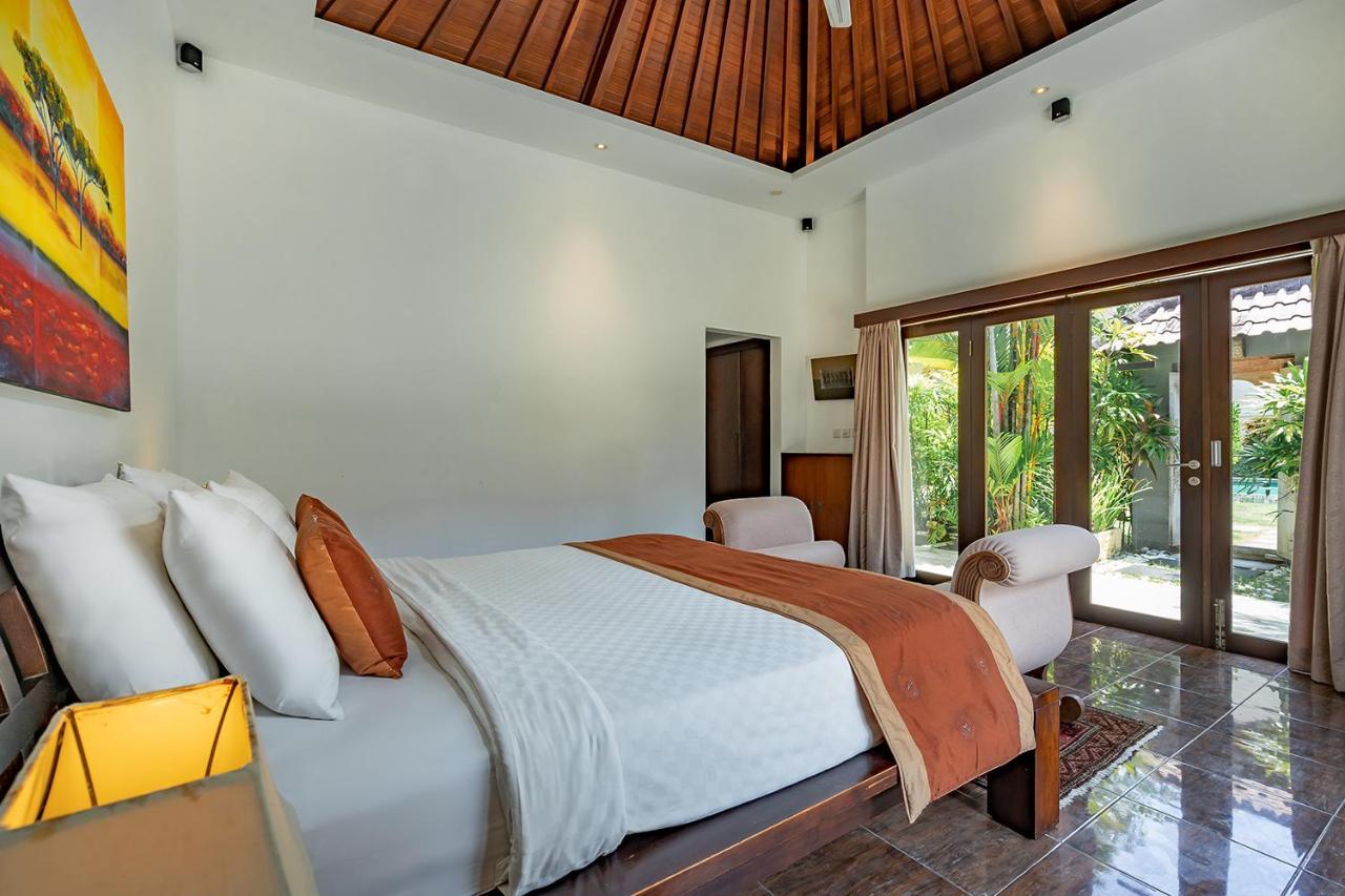 Bali Villa Lotus Семіньяк Екстер'єр фото