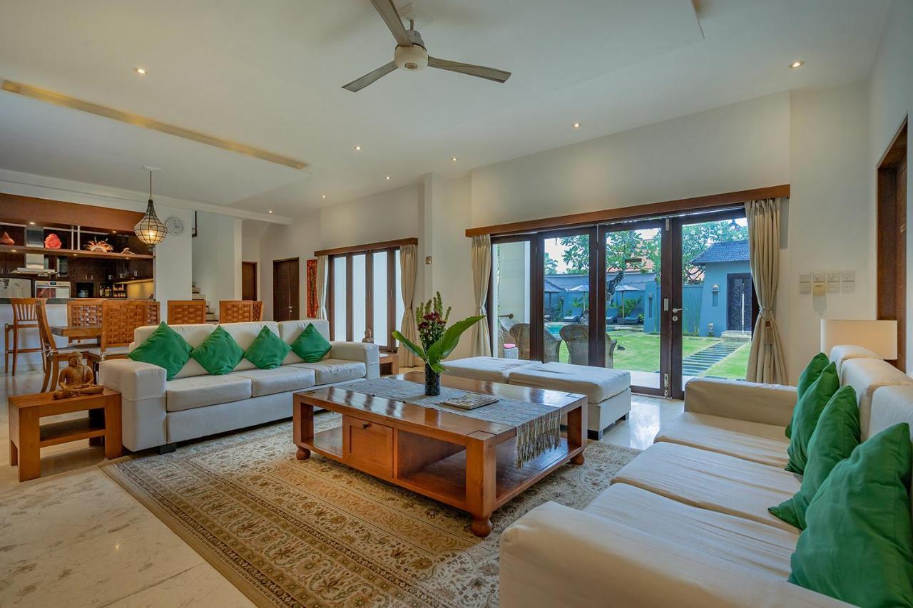 Bali Villa Lotus Семіньяк Екстер'єр фото