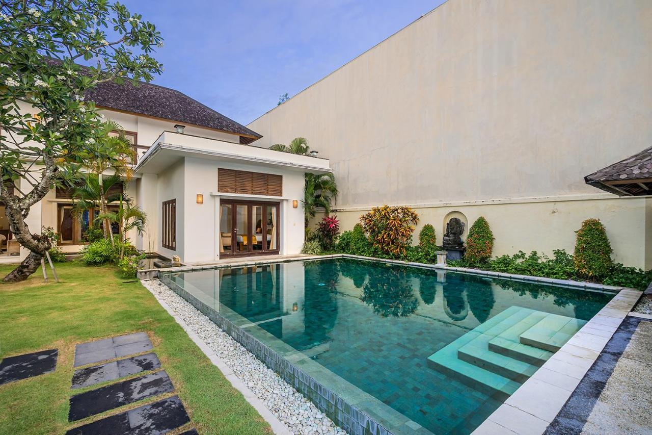 Bali Villa Lotus Семіньяк Екстер'єр фото
